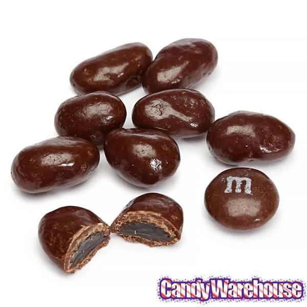Raisinets Milk Chocolate Raisins Candy: 8-Ounce Bag 5 Raisinets Milk Chocolate Raisins Candy: 8-Ounce Bag - Image 3